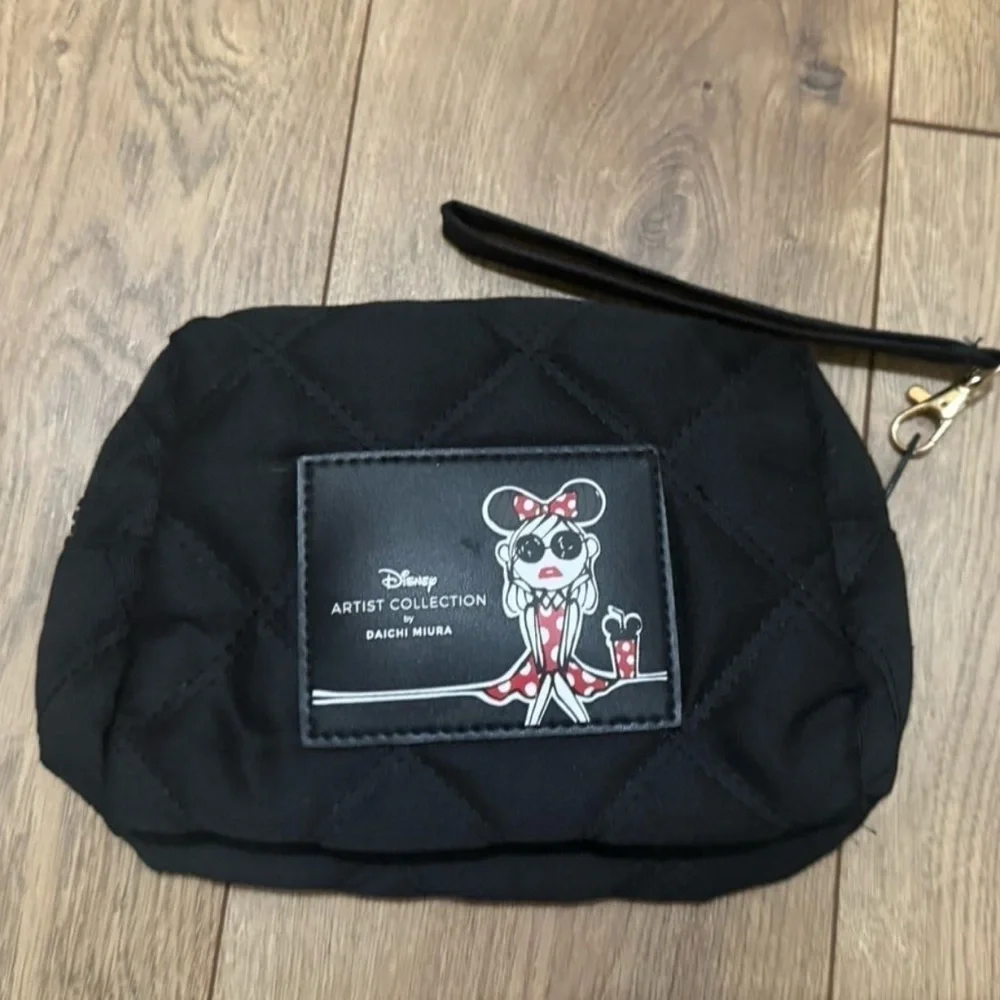 Disney Tokyo Daichi Miura x Disney Japan Artist Makeup Bag - Picture 1 of 4